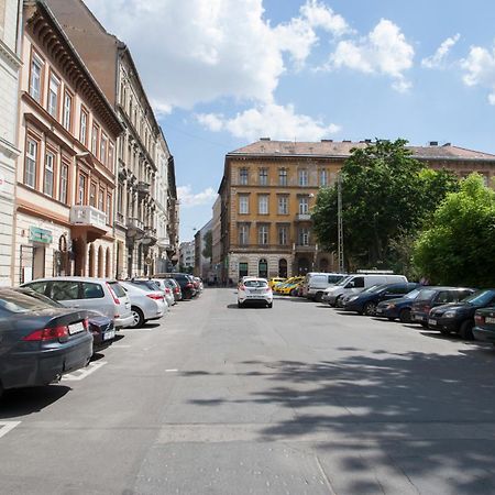 Carolyn Apartman In The Old City Leilighet Budapest Eksteriør bilde