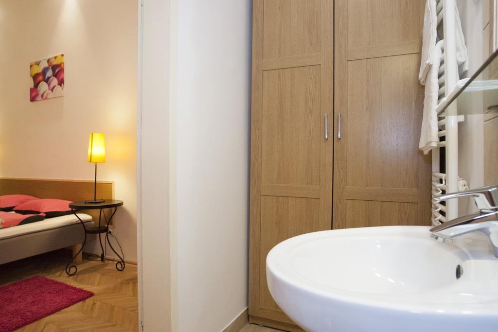 Carolyn Apartman In The Old City Leilighet Budapest Eksteriør bilde