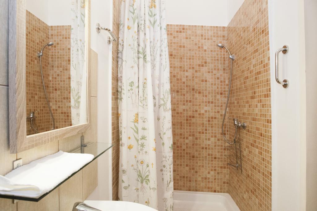 Carolyn Apartman In The Old City Leilighet Budapest Eksteriør bilde