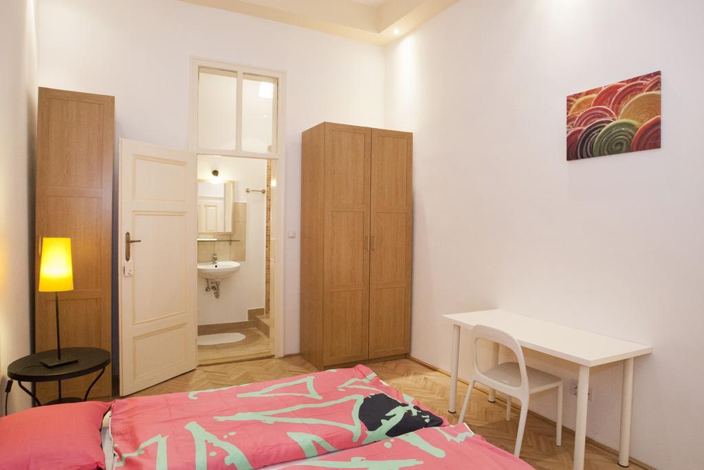 Carolyn Apartman In The Old City Leilighet Budapest Eksteriør bilde